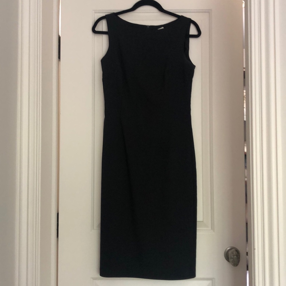 Perfect little black dress!